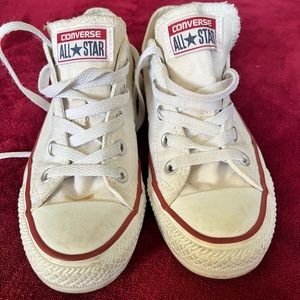 Chuck Taylor All Star woman size 5.5